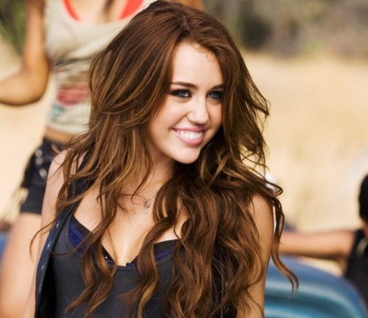 Miley Cyrus Net Worth, Height, Age and More