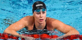 Italian Swimmer Federica Pellegrini Didn't Know Why The Crowd was Cheering Until She Turned Around