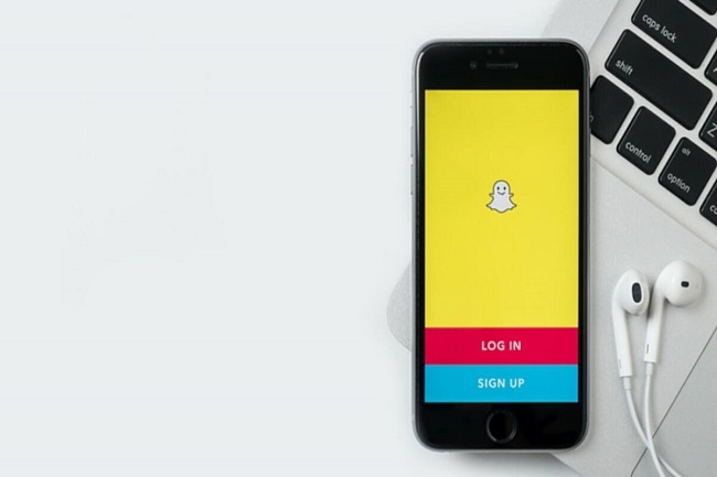 How to Make a Boomerang on Snapchat