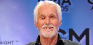 How Old Was Kenny Rogers When He Died